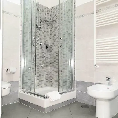 Fly In The World Φιουμιτσίνο